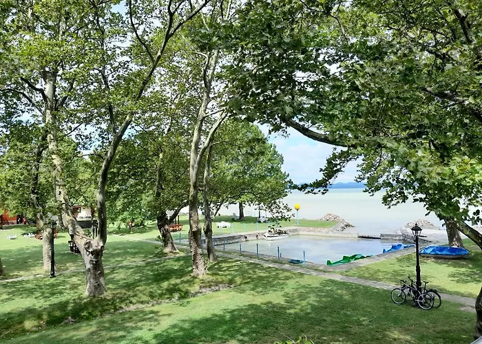 Apartmanhotel Boglár-coop üdülő Balatonboglár